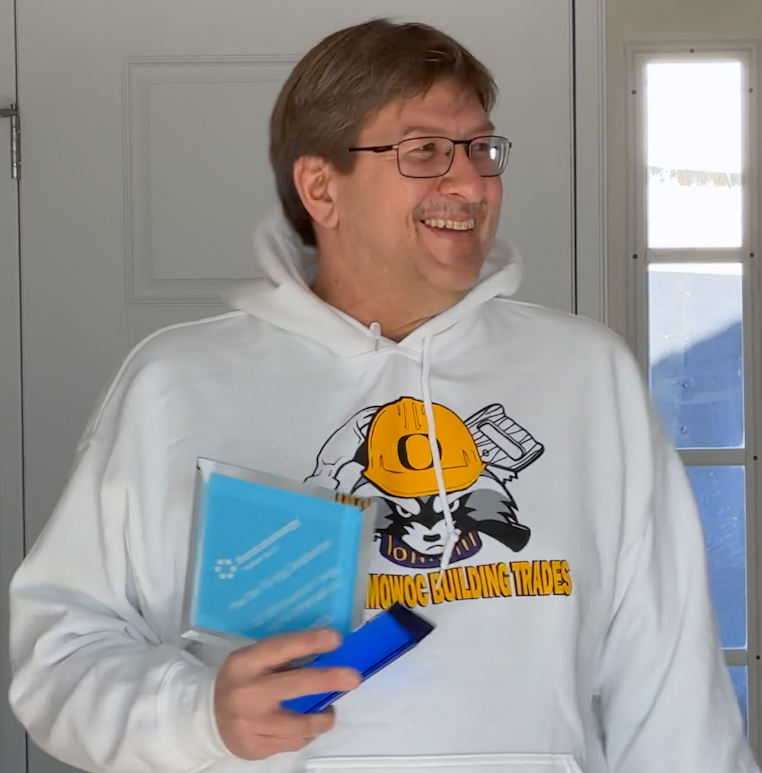 Tom Bawolek Receives 10,000 Home Certification Award