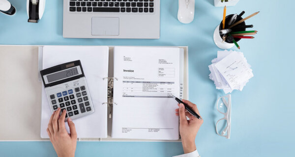 Financing and Invoices